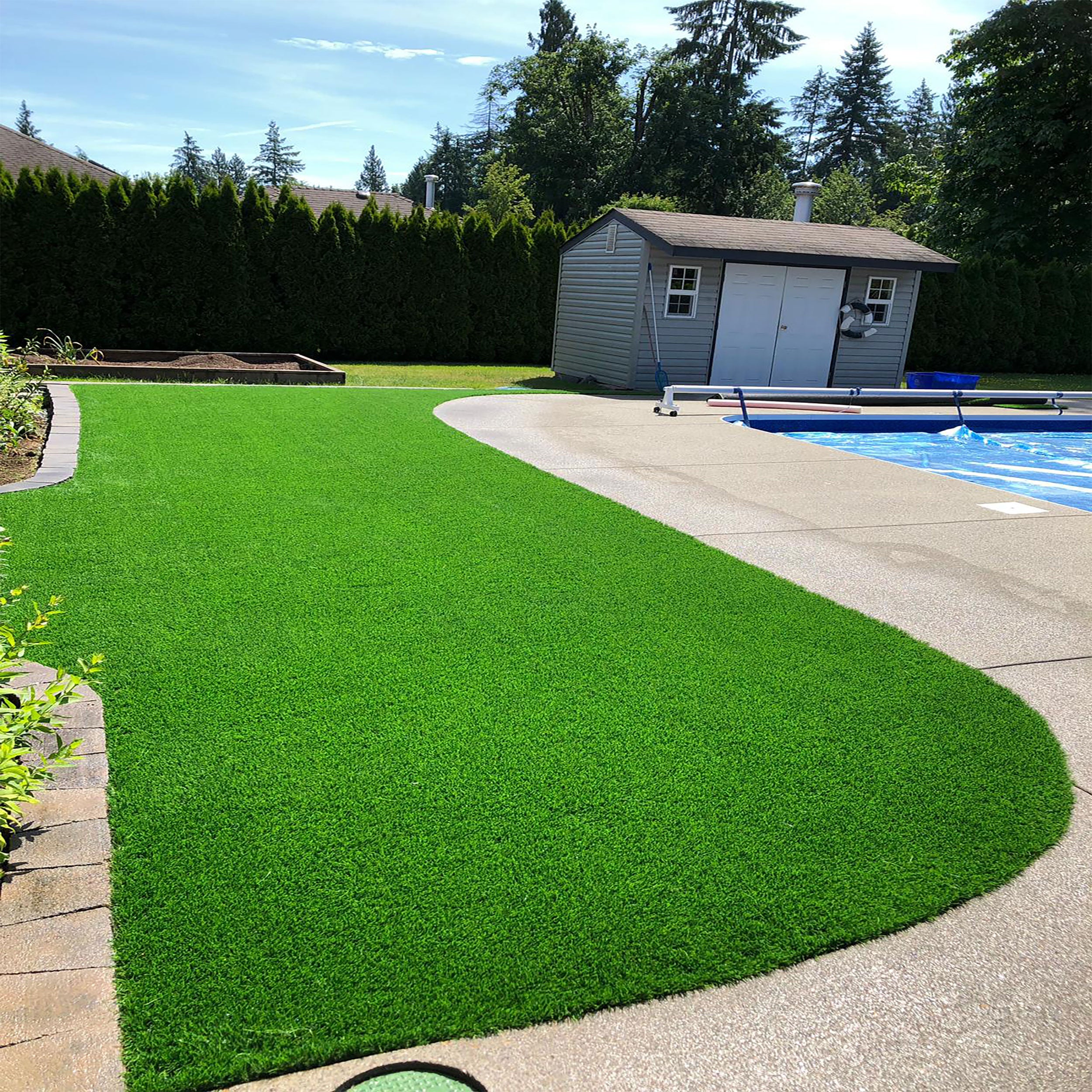 40mm Jade Artificial Grass 6.5 Feet Width PE & PU Material Grass For Indoor And Outdoor Use