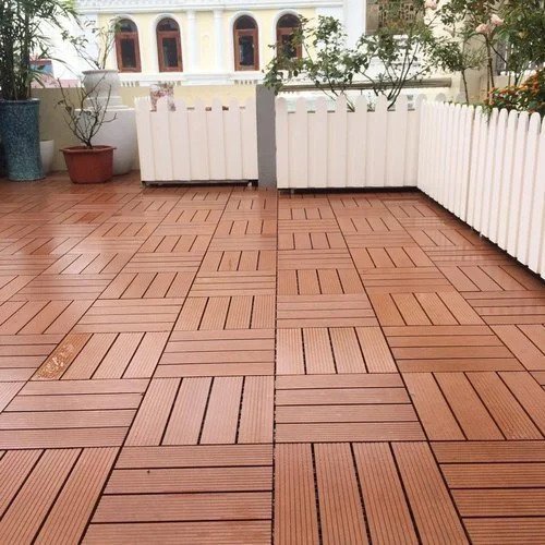 WPC Deck Tiles (30x30 CM) Brown