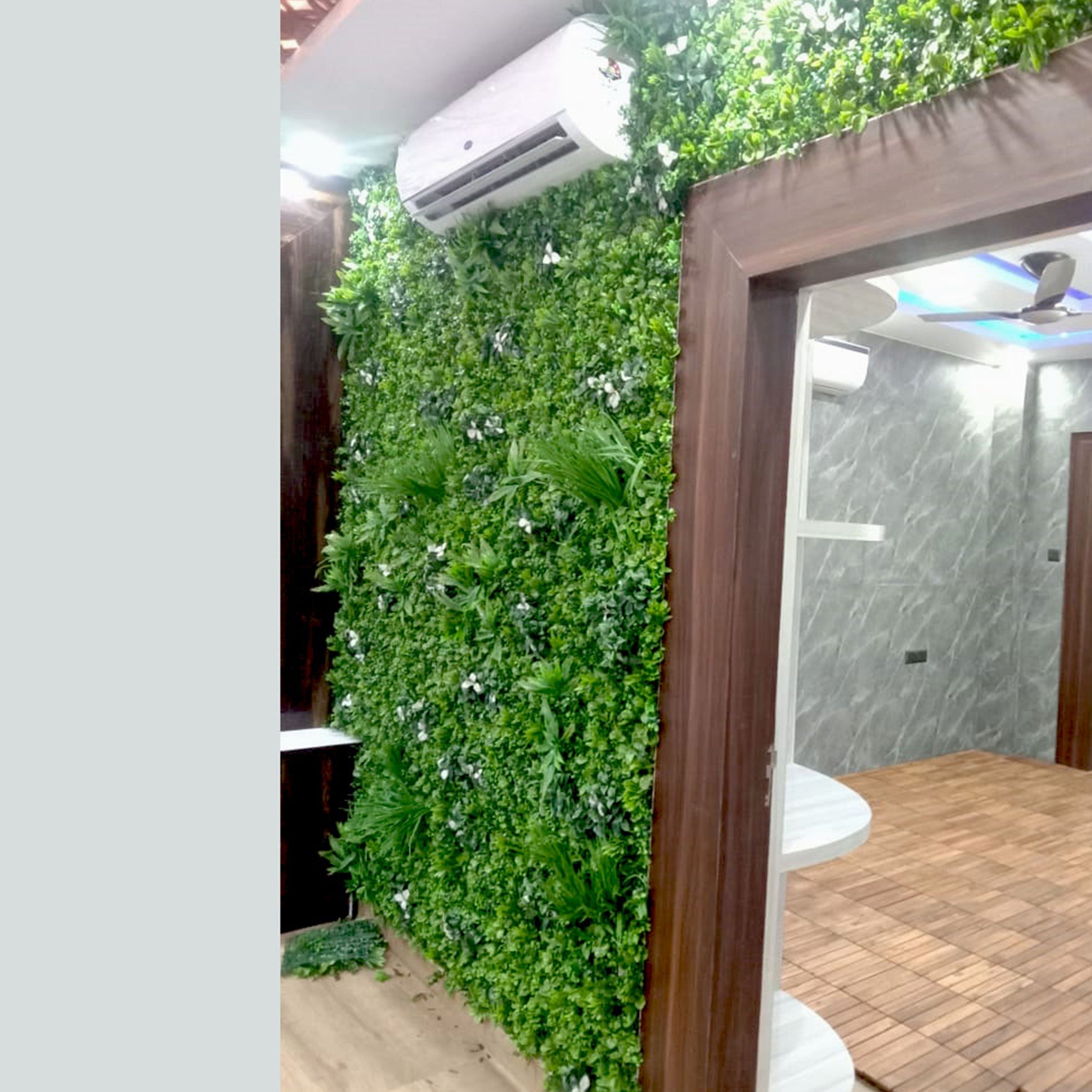 Artificial Vertical Garden Wall Panel 100X100 CM