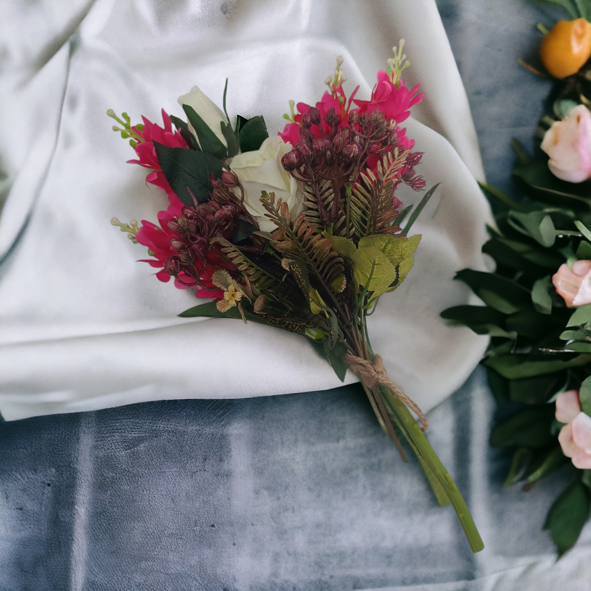 Artificial Flower Bunch Bouquet for Valentines Day (Without Pot)